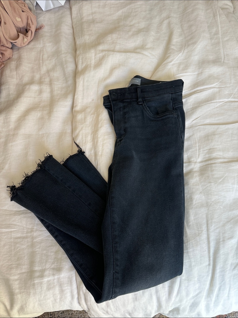 Wit & Wisdom Black Skinny Jeans with Frayed Hem
